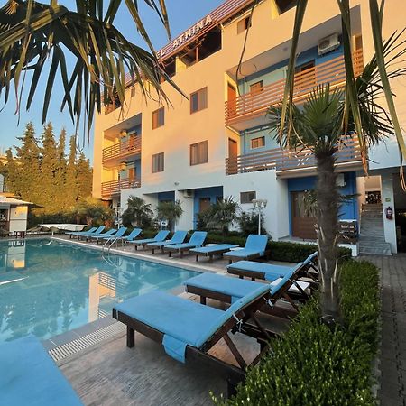 Hotel Athina Велипойе Экстерьер фото