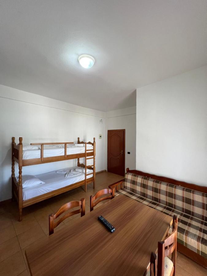 Hotel Athina Велипойе Экстерьер фото
