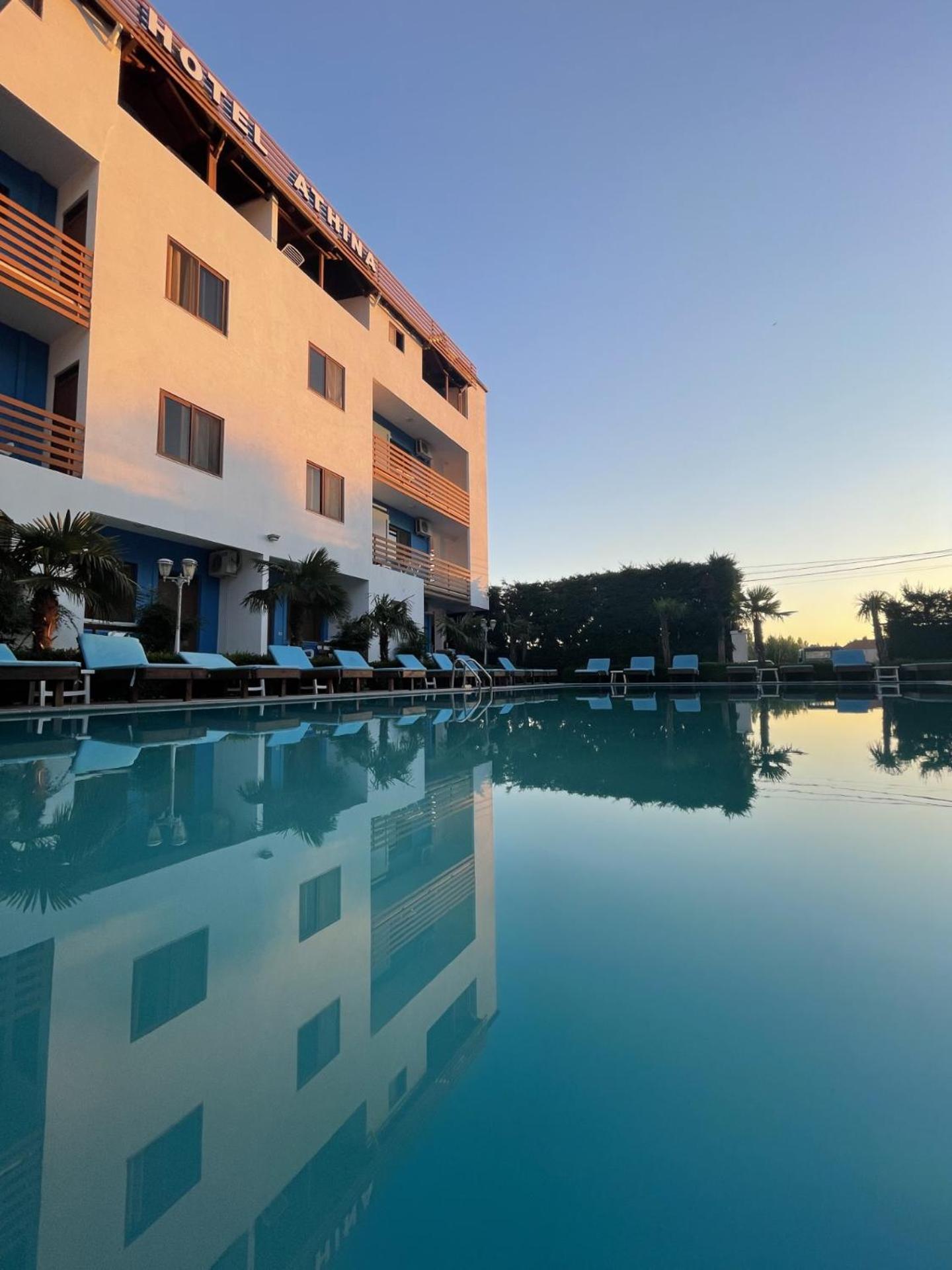 Hotel Athina Велипойе Экстерьер фото